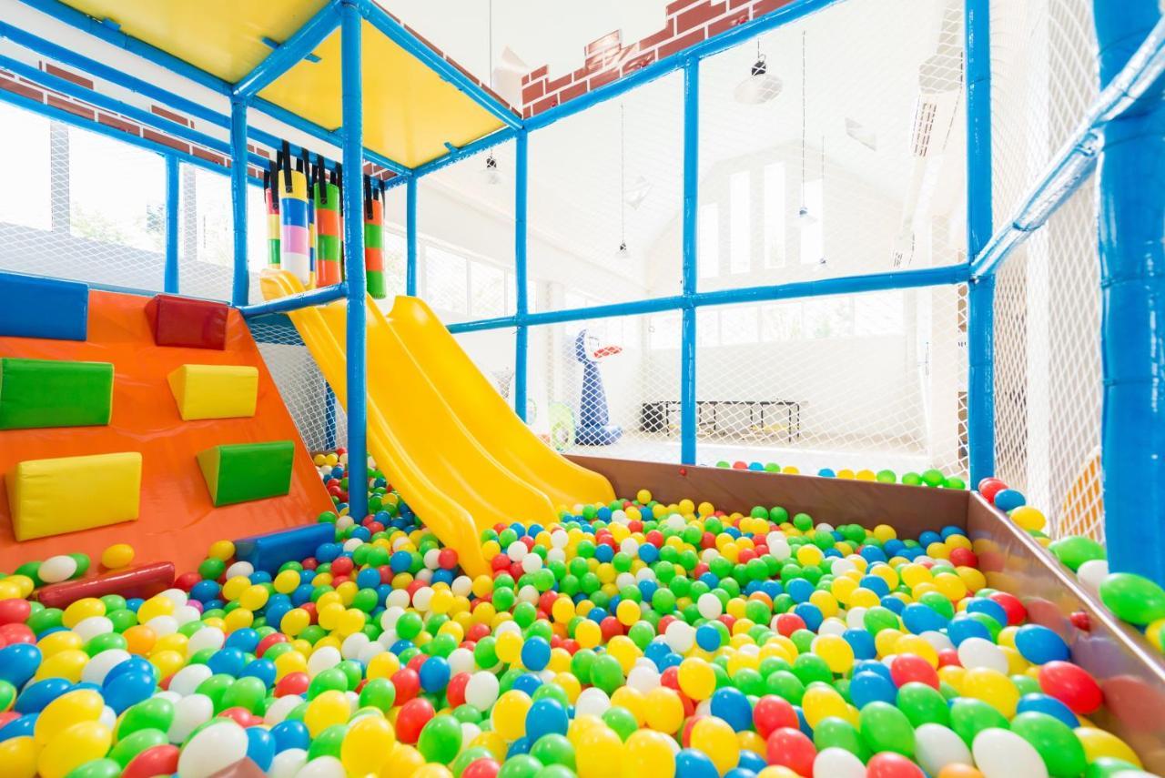 The Sands Khao Lak By Katathani - Sha Extra Plus Екстер'єр фото A ball pit