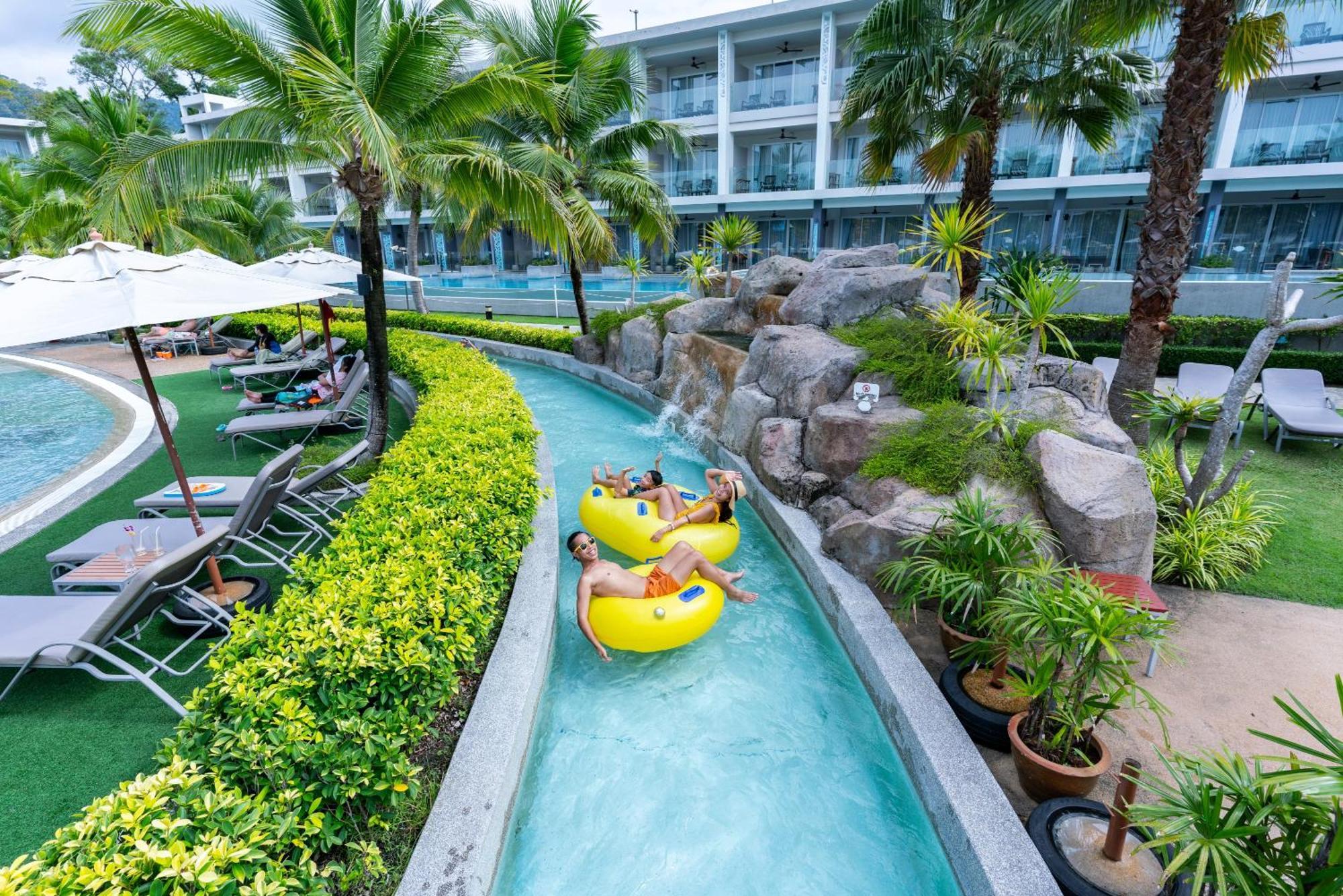 The Sands Khao Lak By Katathani - Sha Extra Plus Екстер'єр фото The lazy river at the Royal Paradise Hotel & Spa